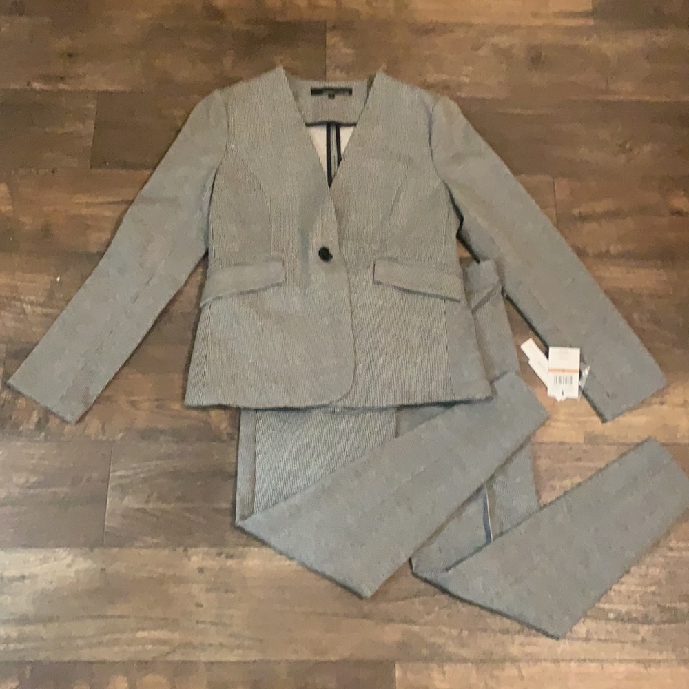 Amanda + Chelsea Work Pant Suit Set